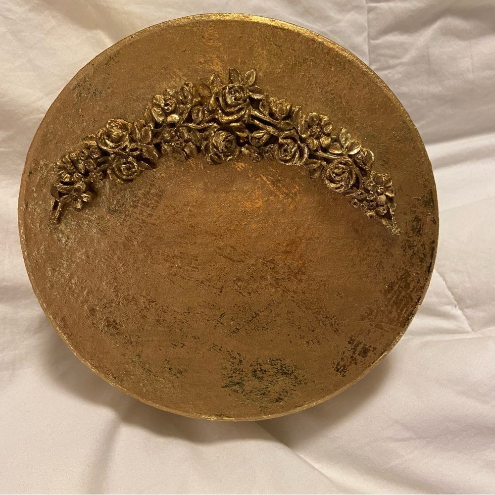 NWOT Round Box - Picture 3 of 9